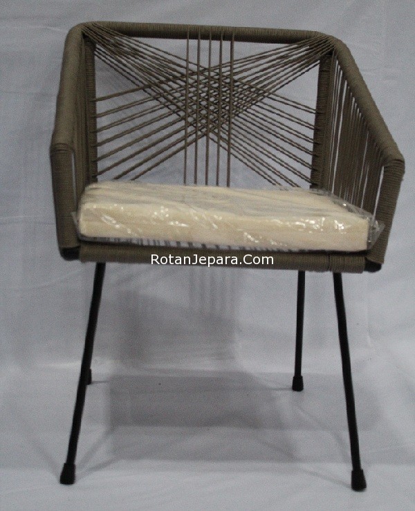 Dining-Polyrope-Patio-Furniture-Hotel-Europe