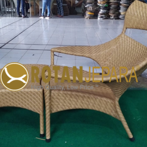Honey Chaise Lounge Wicker Synthetic Beach Club Furniture