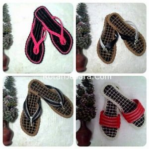 Jual sandal rotan cewek berkelas