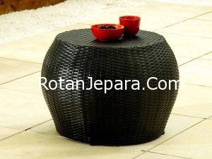 Meja Bundar Rotan Jepara