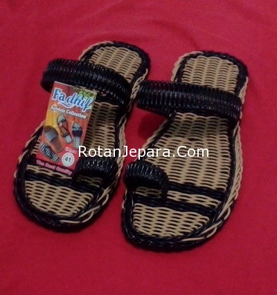 Sandal-Rotan-Murah-Meriah