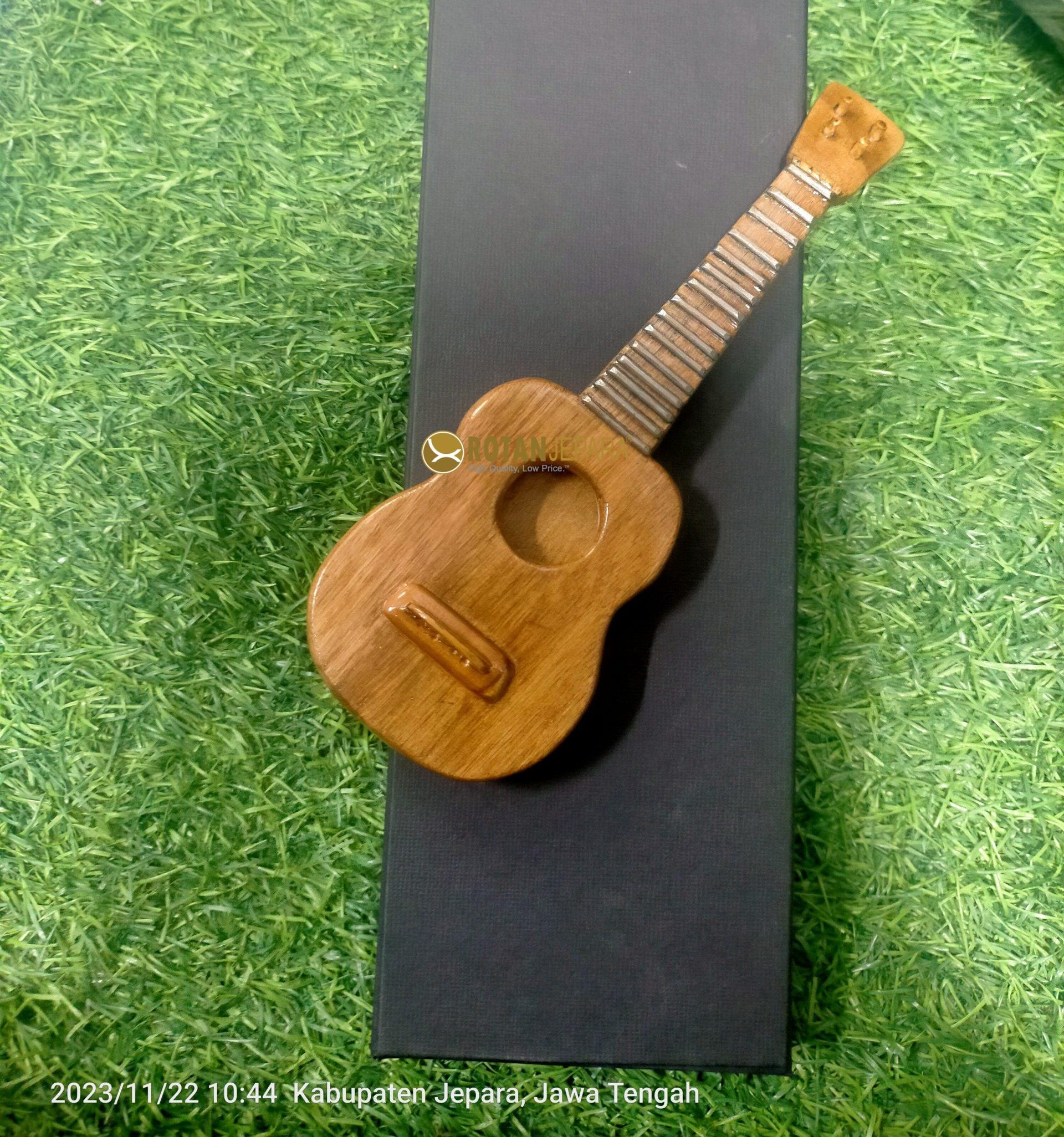 Solid Wood Ukulele gift Solid Wood Ukulele gift