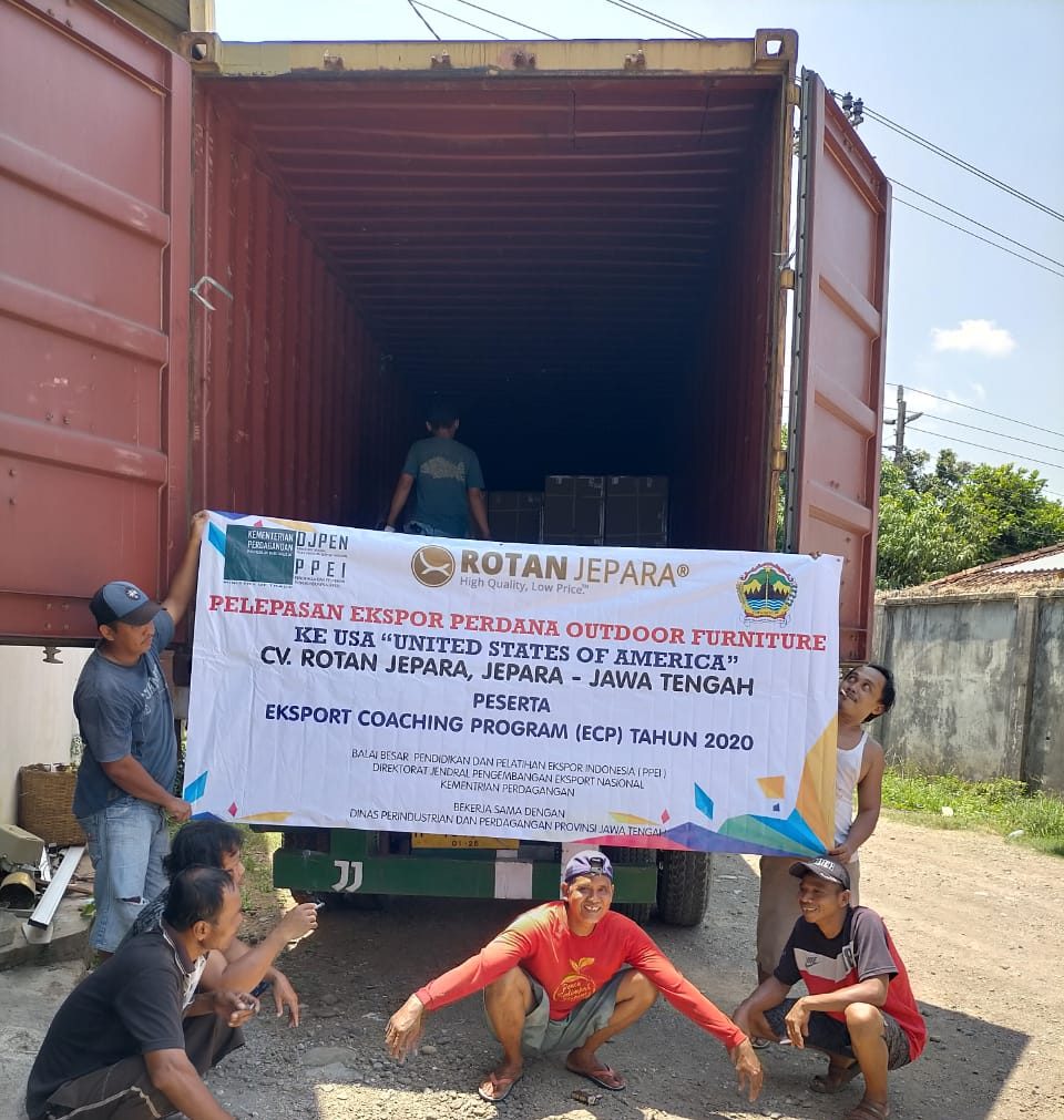 Alhamdulillah Pecah telur Aluminum Furniture Loading Container Export Perdana Buyer Baru Amerika Serikat