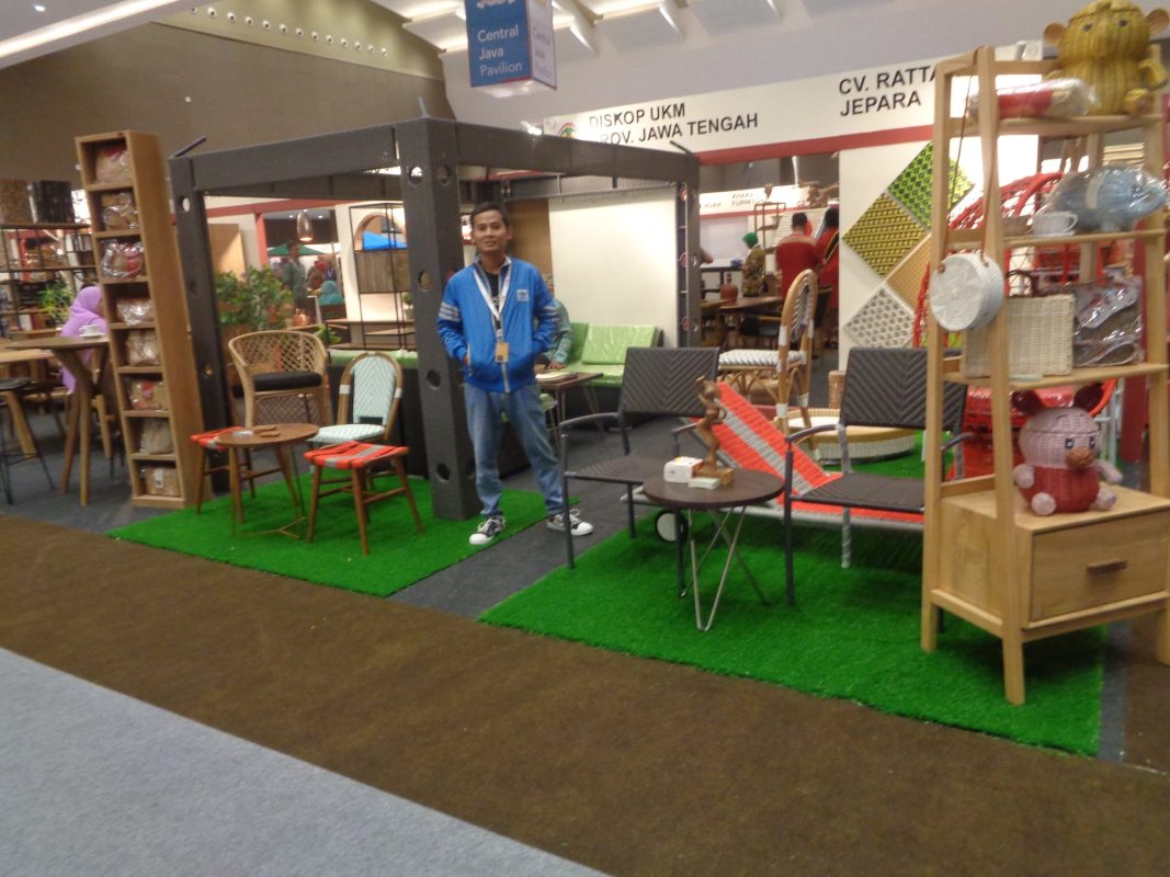 Indonesia International Furniture Expo (IFEX) is an International Trade Event that exhibits quality Furniture & Craft products by Indonesian Craftsmen_Indonesia Expo