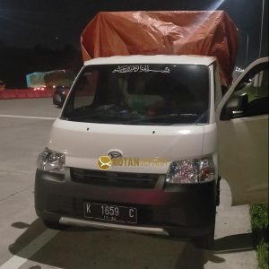 Pengiriman menggunakan Pick Up Rotan Jepara