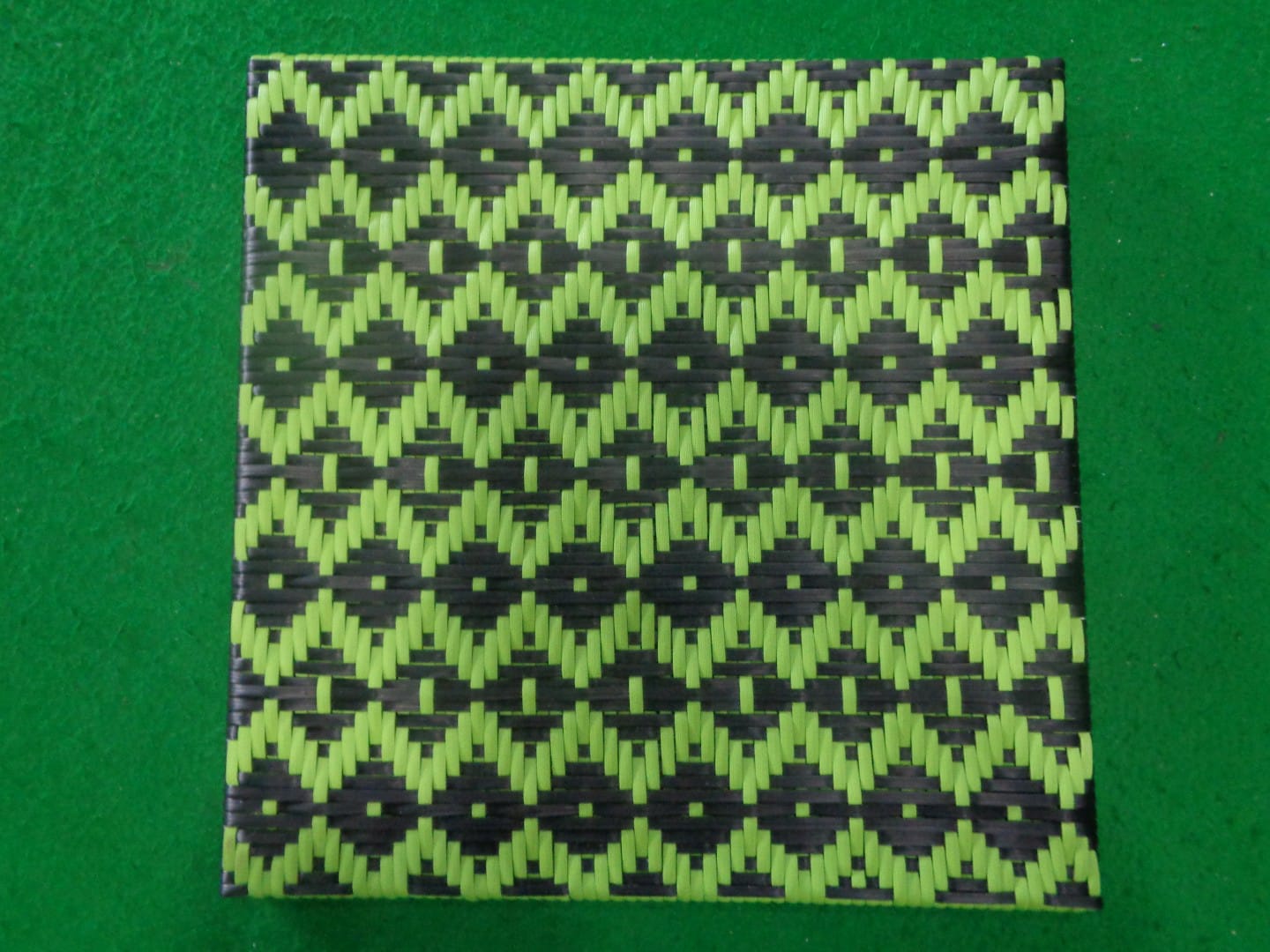 Motif Anyaman RJ 01