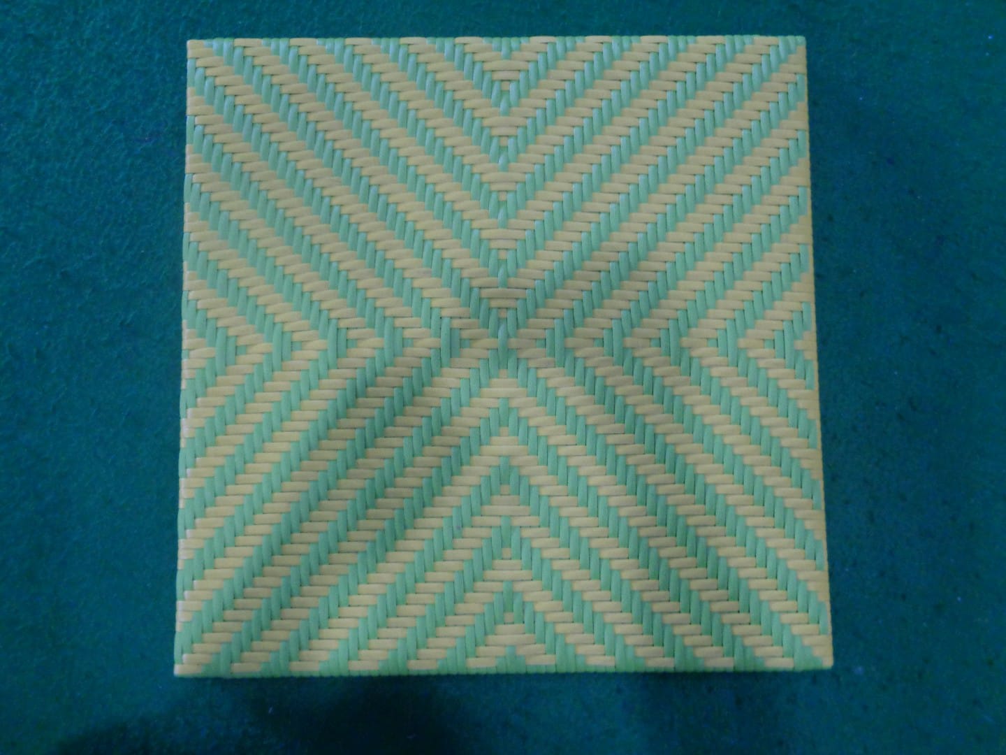 Motif Anyaman RJ 03