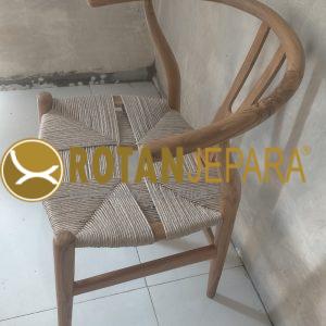 Maya woven Teak wicker Twist Chair For Hotel Beach Club Denpasar Bali