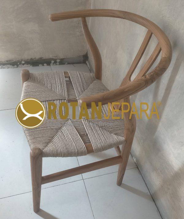 Maya woven Teak wicker Twist Chair For Hotel Beach Club Denpasar Bali