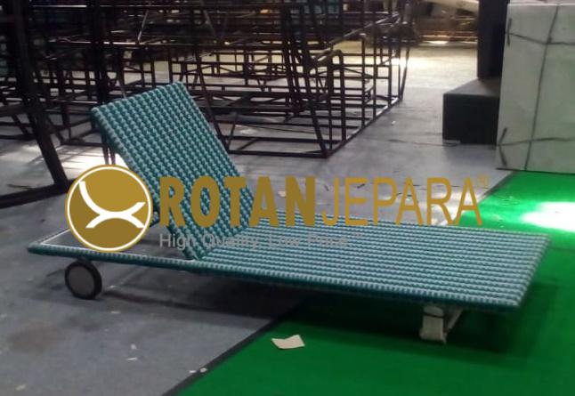 Memo Sunbed Rope Aluminum Untuk Kolam Renang Apartemen Memo Sunbed Rope Aluminum Untuk Kolam Renang Apartemen