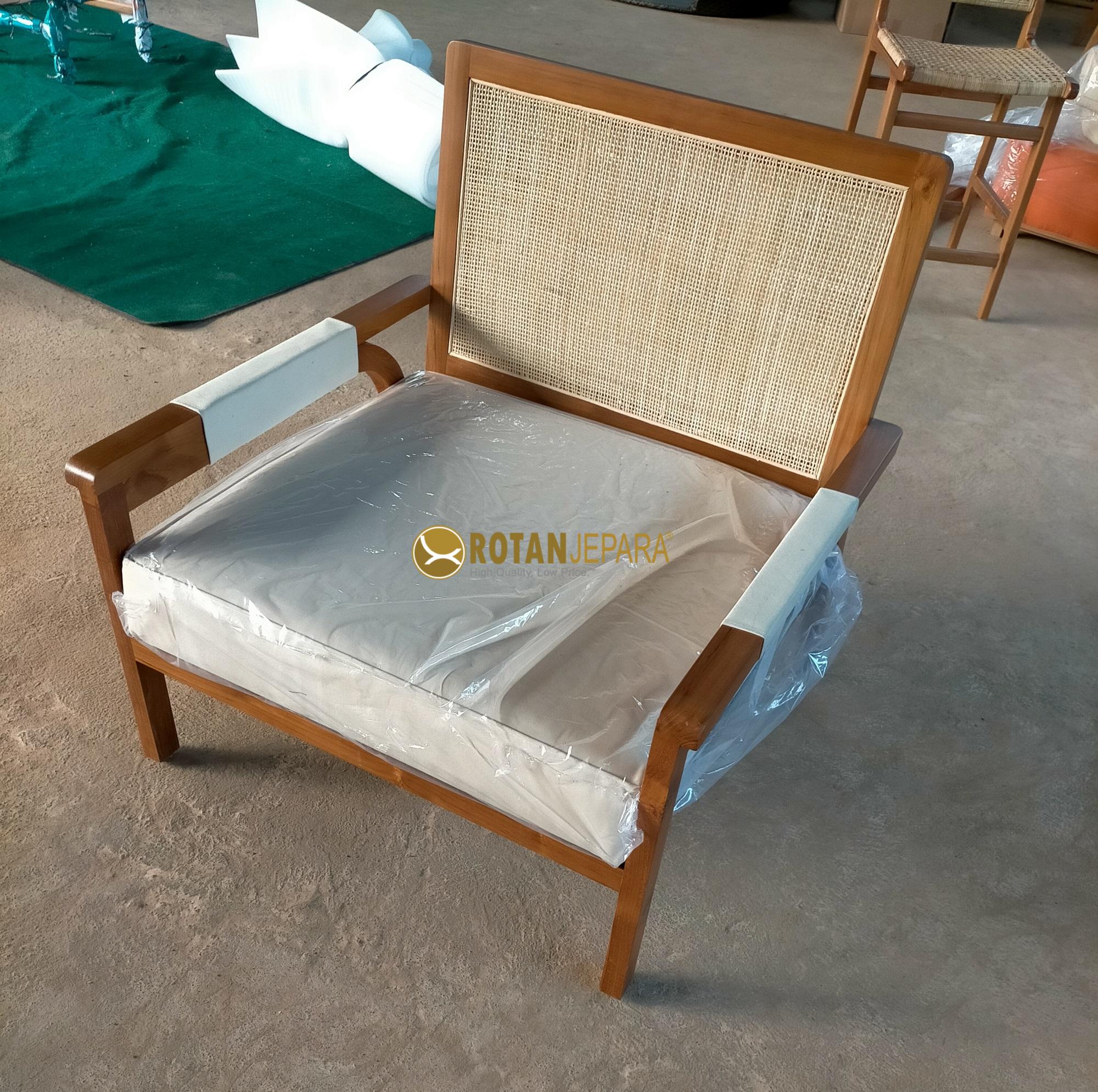 Akin Chat Chair Villa Bali Living Furniture Akin Chat Chair Villa Bali Living Furniture