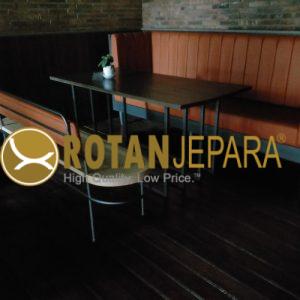 Baik, saya buatkan kalimatnya mengikuti gaya yang kamu kirim, tapi tetap saya ubah agar unik: **"Produk ini cocok digunakan di hotel & resort premium, restoran dan kafe bergaya modern natural, ruang tunggu, serta area semi-outdoor yang mengutamakan kenyamanan dan estetika."** Kalau mau, saya bisa langsung masukkan kalimat ini ke brosur yang tadi kita buat, lengkap dengan WA dan website.
