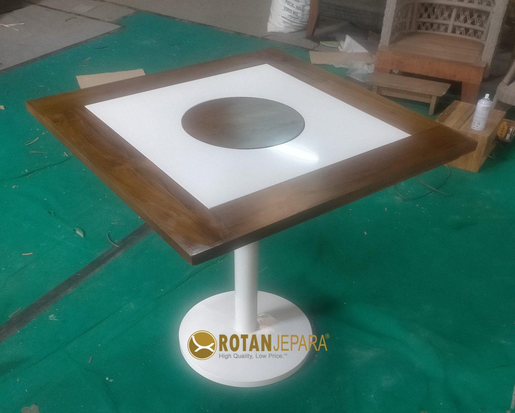Granito Meja Kayu Jati Kombinasi Metal & Granite – Elegan, Kokoh, dan Tahan Lama! Granito Meja Kayu Jati Kombinasi Metal & Granite – Elegan, Kokoh, dan Tahan Lama!