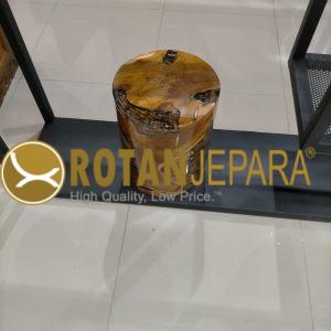 Bangku Kayu Trembesi Solid – Natural, Elegan, dan Multifungsi