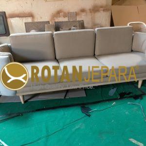 Sofa 3 Dudukan Minimalis Scandinavian – Nyaman, Elegan, dan Tahan Lama