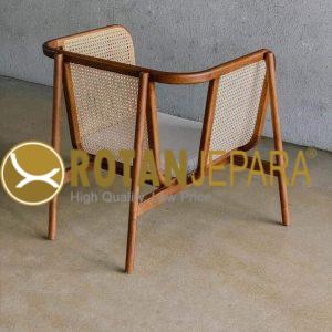 Kursi Santai Rotan Kayu Jati Minimalis Elegan – Nyaman & Estetik