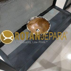 Mangkok Kayu Handmade dengan Motif Estetik – Natural & Unik