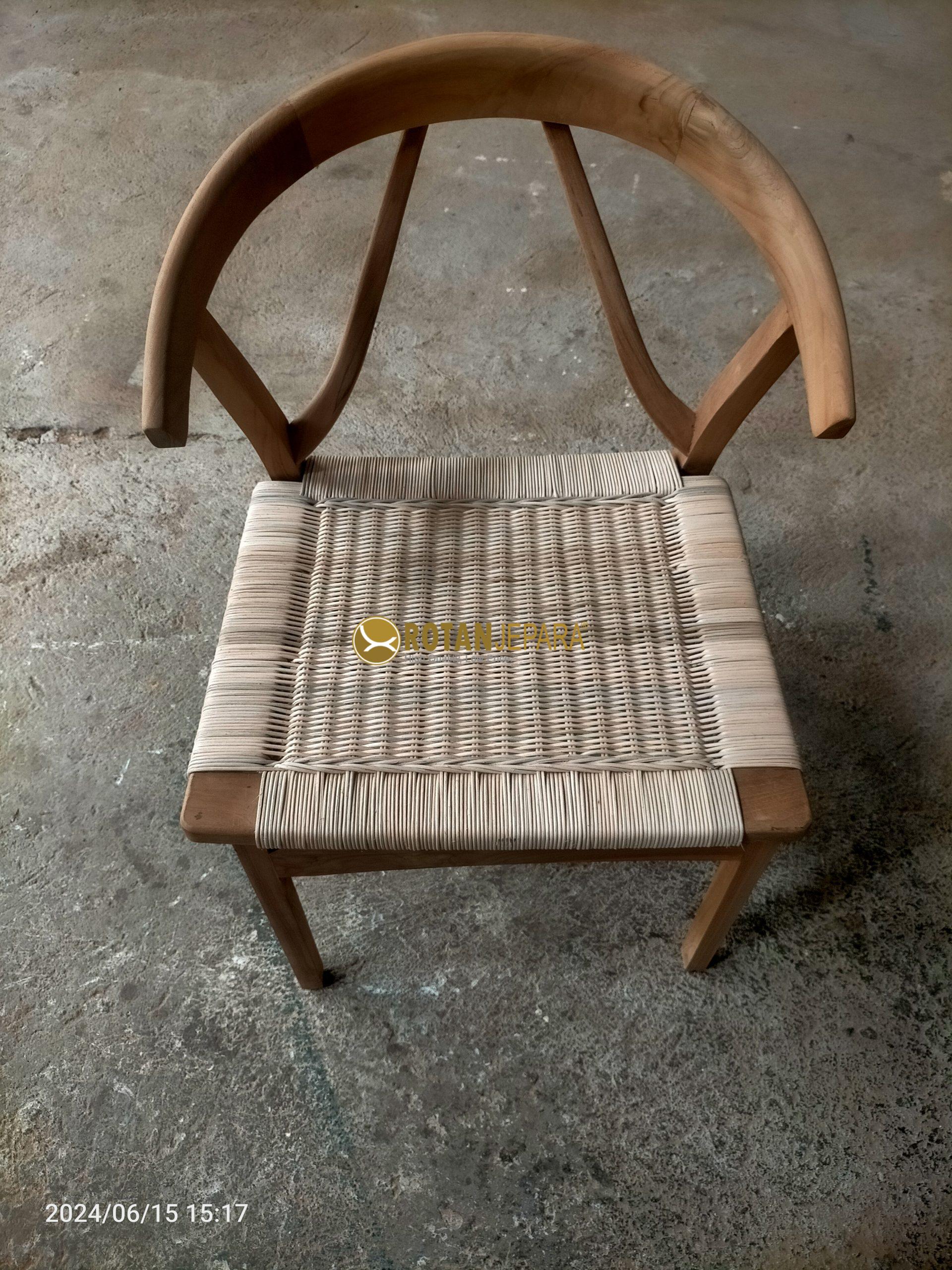 Kursi Rotan Kayu Jati Minimalis Scandinavian – Handmade Series Kursi Rotan Kayu Jati Minimalis Scandinavian – Handmade Series