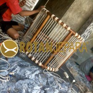 Kursi Kayu Jati Anyaman Tali – Handmade Natural Series