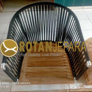 Kursi Kayu Jati Anyaman Tali Lengkung – Natural Elegance Series