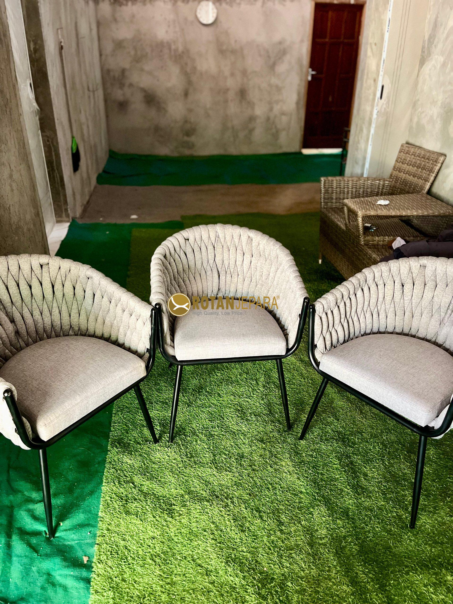 Kursi Arm Chair Anyaman Busa – Modern Elegance Series Kursi Arm Chair Anyaman Busa – Modern Elegance Series