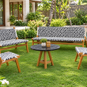 Tropical Villa Outdoor Lounge Set